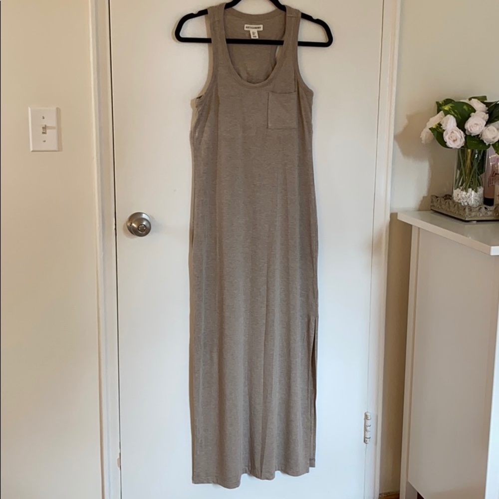 TAUPE MAXI DRESS